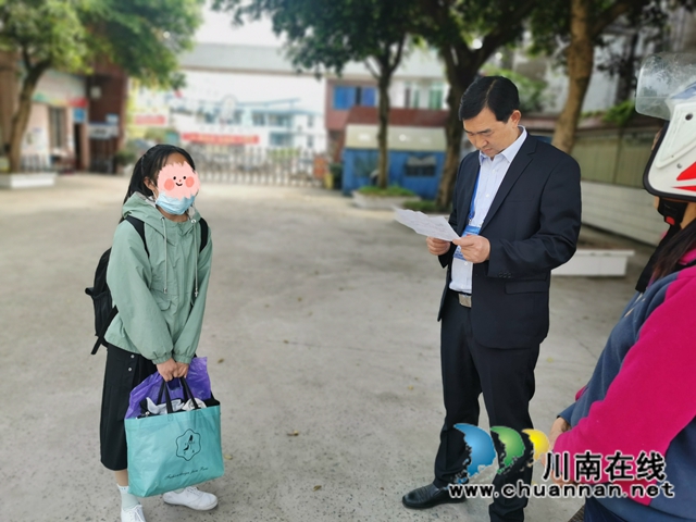 纳溪区法院：耐心劝导，迷途女孩回归求学路