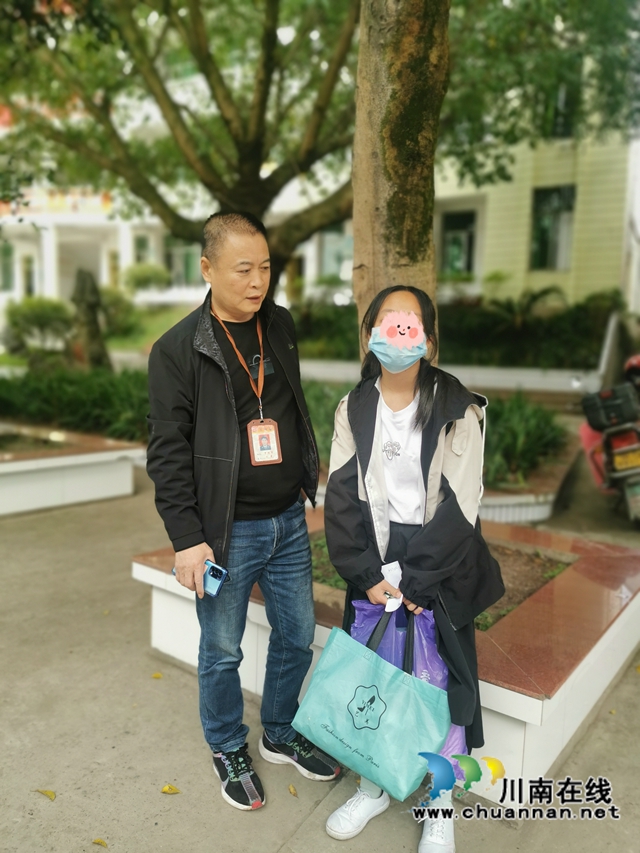 纳溪区法院:耐心劝导,迷途女孩回归求学路(图2) 纳溪区法院:耐心劝导,迷途女孩回归求学路(图2)