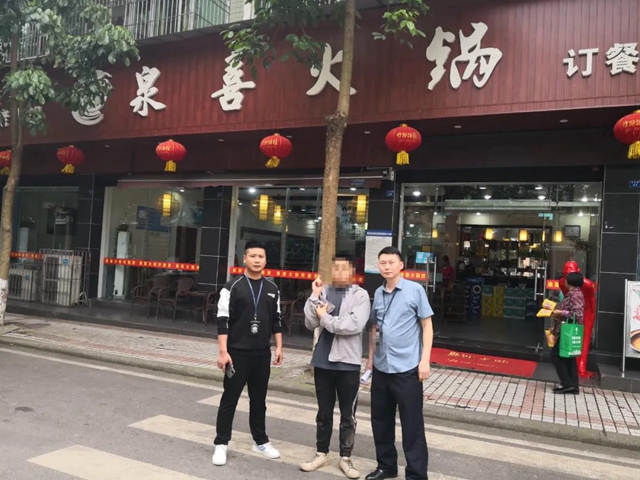 太牛了！宜宾民警一路狂追盗贼！小偷都跑吐了(图6)