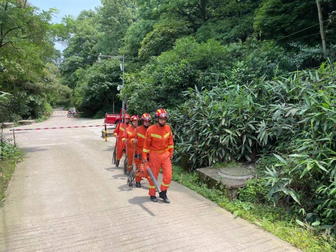 服务不停歇┃江阳消防全力护航“五一”期间消防安全(图7)