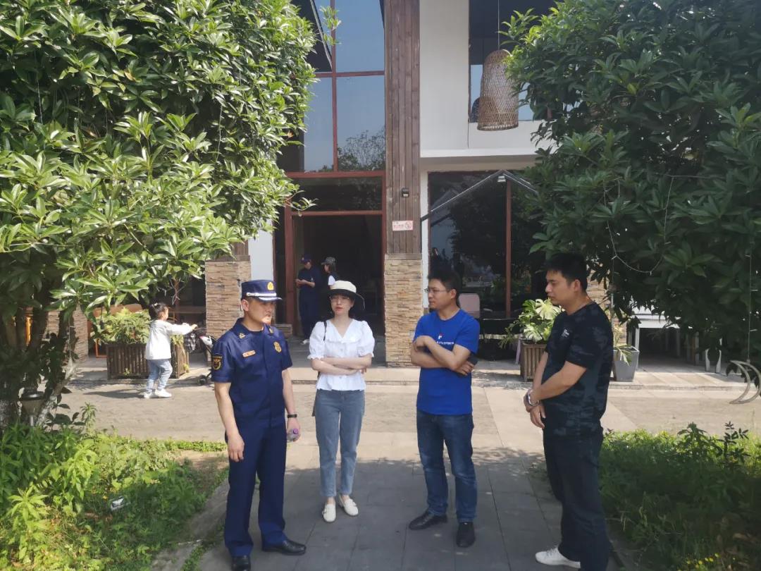 服务不停歇┃江阳消防全力护航“五一”期间消防安全(图1)