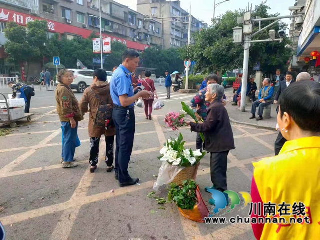 龙马潭区综合行政执法局:迎国卫复审,我们干在前,走在前!(图3) 龙马潭区综合行政执法局:迎国卫复审,我们干在前,走在前!(图3)