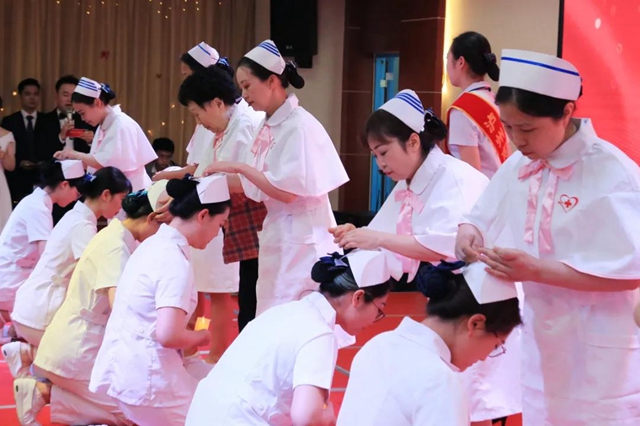 传承红色基因,创新发展护理|泸州市人民医院开展5.12护士节系列活动(图15) 传承红色基因,创新发展护理|泸州市人民医院开展5.12护士节系列活动(图15)