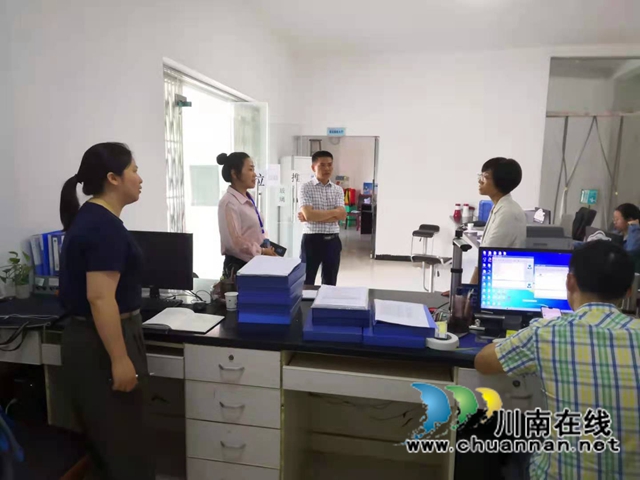 泸县社保局到云龙镇开展社保调研工作(图2) 泸县社保局到云龙镇开展社保调研工作(图2)