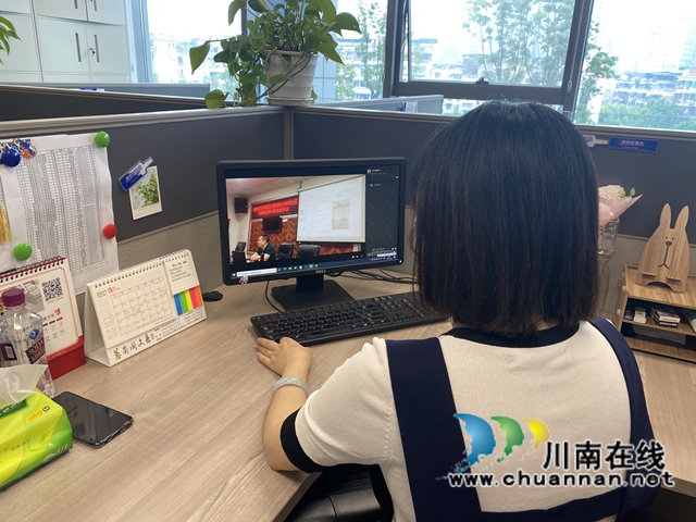 龙马潭区红星街道大驿坝社区:直播开展党史学习教育,走“心”又走“新”(图5) 龙马潭区红星街道大驿坝社区:直播开展党史学习教育,走“心”又走“新”(图5)