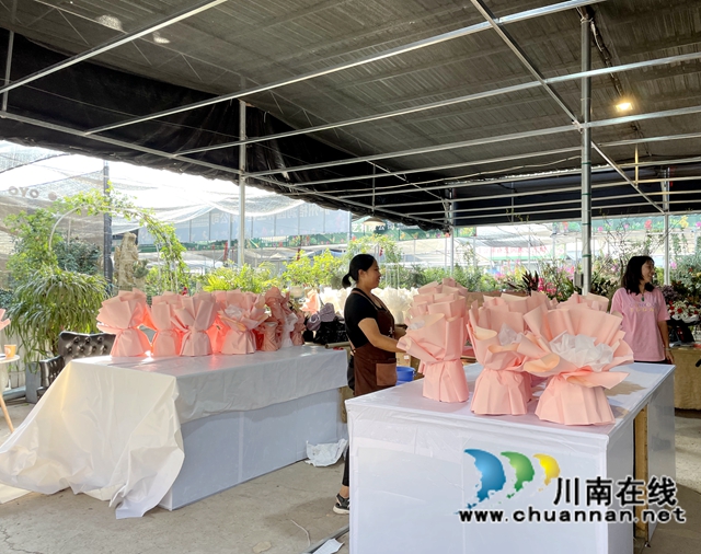 泸州龙马潭：“5·20”催生“浪漫经济”(图2)