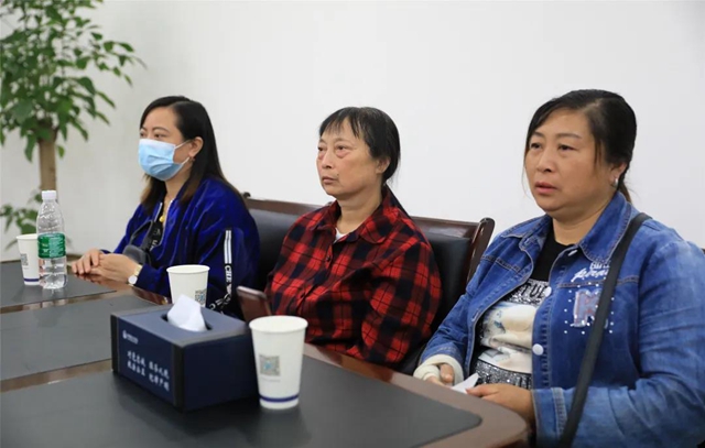 泸州两名男童同时失踪,1800公里的回家路他们走了28年(图4) 泸州两名男童同时失踪,1800公里的回家路他们走了28年(图4)