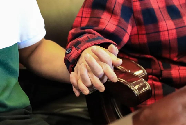 泸州两名男童同时失踪,1800公里的回家路他们走了28年(图10) 泸州两名男童同时失踪,1800公里的回家路他们走了28年(图10)