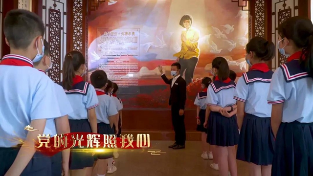 超震撼！宜宾万名学子“唱支山歌给党听”!(图8)