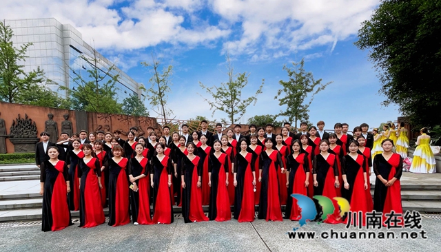 龙马潭区红星街道：民歌大家唱，唱响新中国(图4)