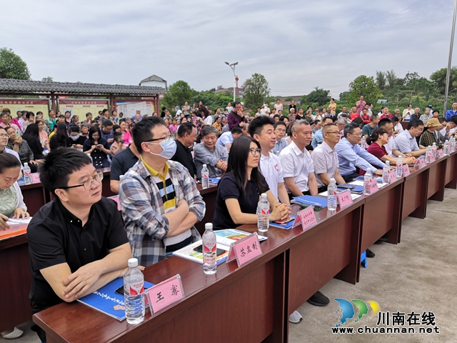 六一节特稿∣三省儿童画熊猫，万千大爱汇安民(图11)