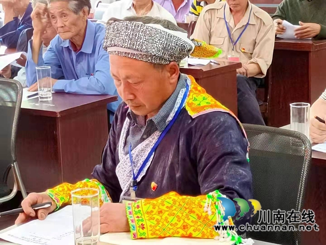 古蔺:凝聚力量,发挥少数民族代表作用(图3) 古蔺:凝聚力量,发挥少数民族代表作用(图3)