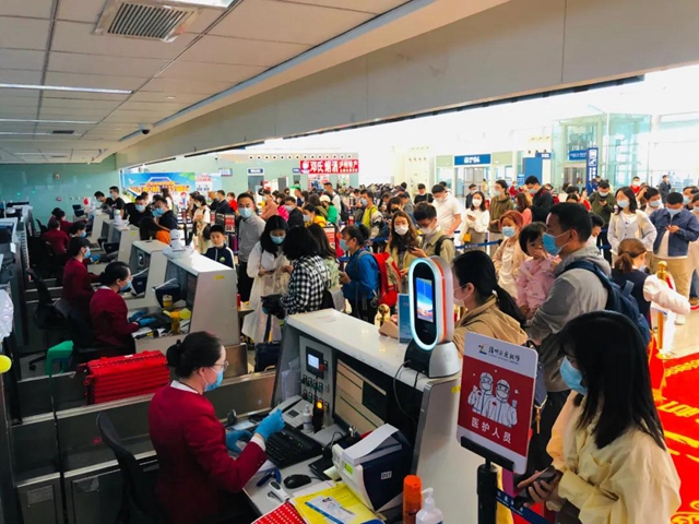 泸州云龙机场1-5月旅客吞吐量突破百万人次！(图1)