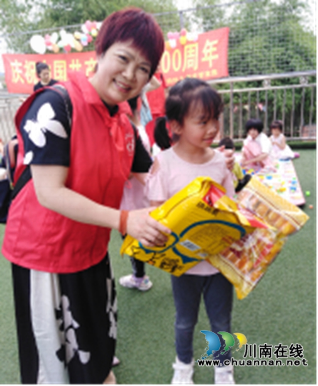 泸州:让你我她闪动“爱心”,让残疾儿童“笑起来”!(图21) 泸州:让你我她闪动“爱心”,让残疾儿童“笑起来”!(图21)