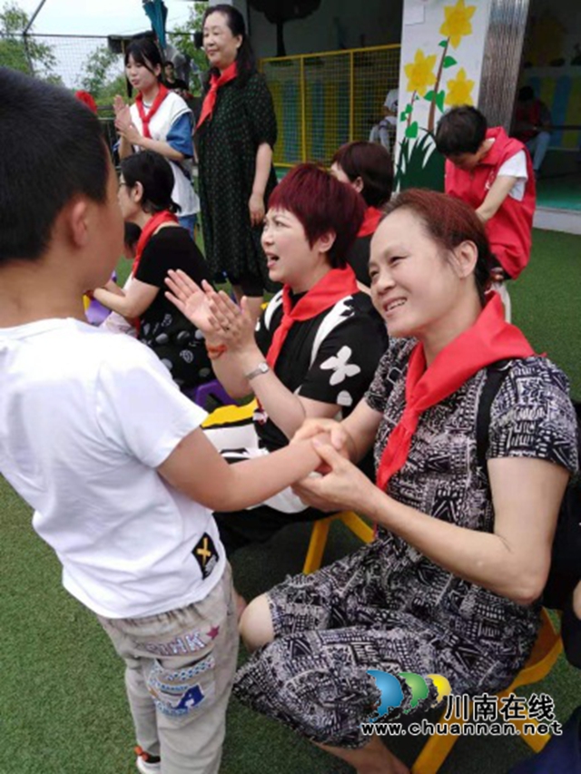 泸州:让你我她闪动“爱心”,让残疾儿童“笑起来”!(图9) 泸州:让你我她闪动“爱心”,让残疾儿童“笑起来”!(图9)