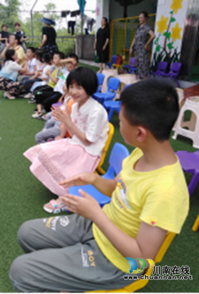 泸州:让你我她闪动“爱心”,让残疾儿童“笑起来”!(图18) 泸州:让你我她闪动“爱心”,让残疾儿童“笑起来”!(图18)