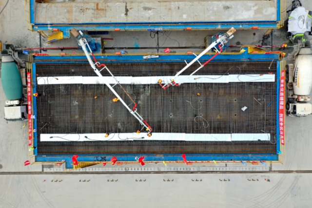 高铁新进展!渝昆高铁川渝段首孔箱梁成功浇筑(图1) 高铁新进展!渝昆高铁川渝段首孔箱梁成功浇筑(图1)