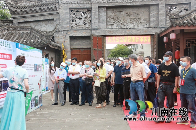 书画逢酒 笔墨飘香丨川中南七市老年书画联展会议代表采风沈子国酒庄(图2)