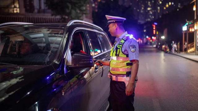 叙永公安开展高考后大清查行动(图2)