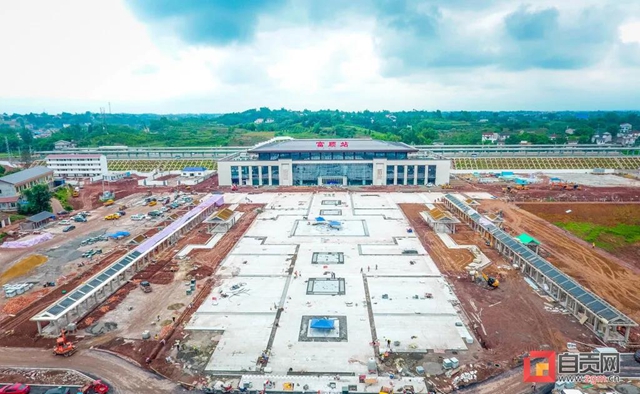 您好！欢迎来到绵泸高铁富顺站(图8)