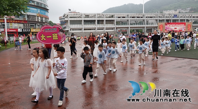 古蔺二小好漂亮！我们想来这里读书！(图2)