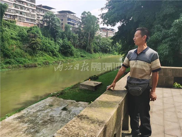 漂了两三百米！内江这个水果店店主勇救落水女