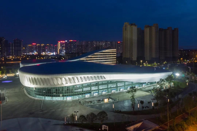 点亮璀璨的城市会客厅！内江市体育中心最新航拍闪“亮”登场(图5)