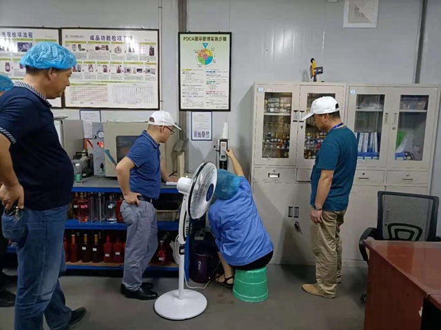 铁心、铁腕、铁面孔、铁作风!泸州市监5天排查隐患929个(图4) 铁心、铁腕、铁面孔、铁作风!泸州市监5天排查隐患929个(图4)