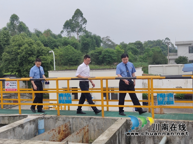 陈枫到泸县百和镇督导河长制工作(图3) 陈枫到泸县百和镇督导河长制工作(图3)