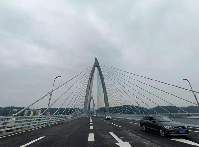 开跑！宜宾盐坪坝长江大桥试通行，具体路线这样走……(图5)