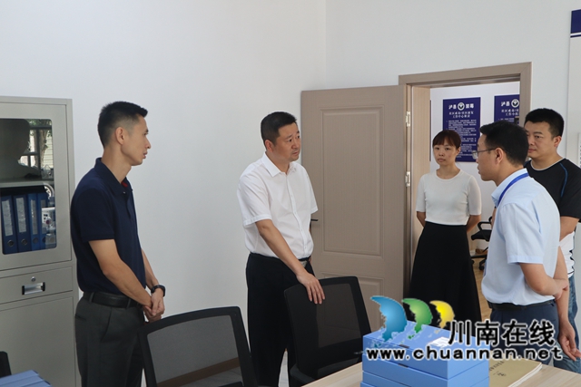 宋军到泸县云龙镇指导禁毒“摘帽”工作