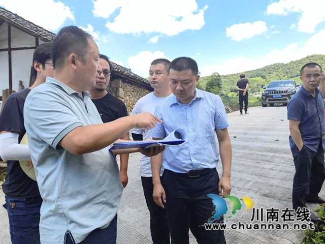 中国自然资源航空物探遥感中心到泸州开展地质灾害卫星遥感高风险隐患图斑核查工作(图1)