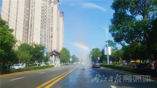内江奇观！街道上空有彩虹(图4)