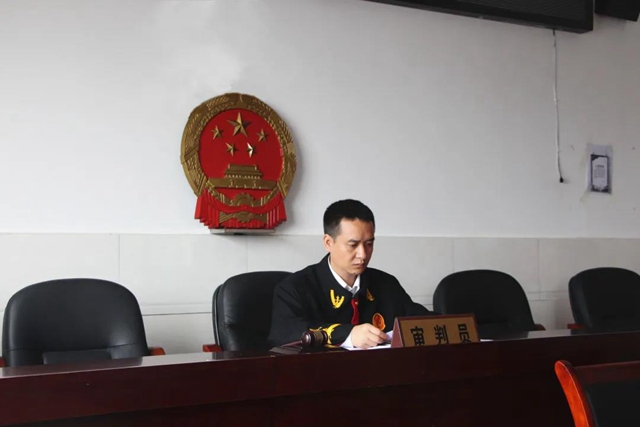 江阳法院巡回审理一起承包地征收补偿费用分配纠纷案(图3) 江阳法院巡回审理一起承包地征收补偿费用分配纠纷案(图3)