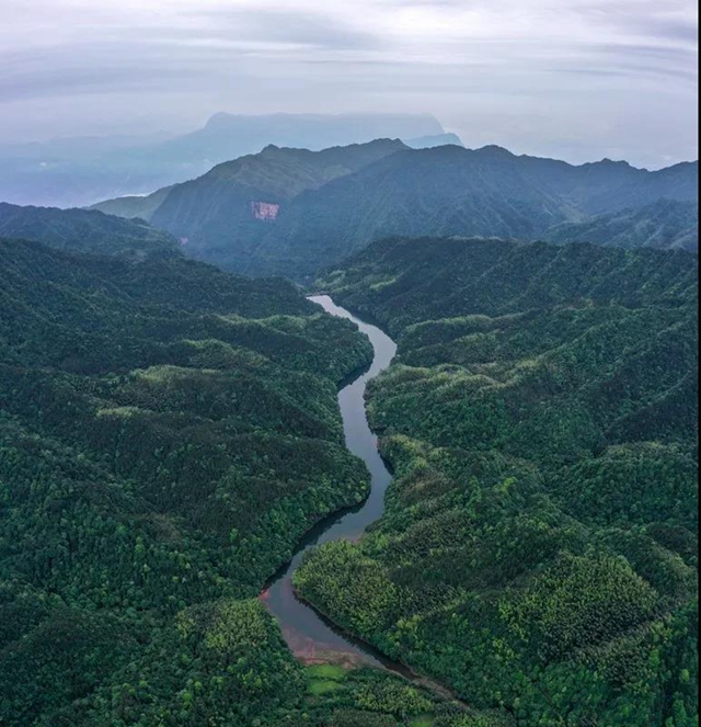 叙永：隐秘在一片绿意之中的四坪村，美到不动声色！(图3)
