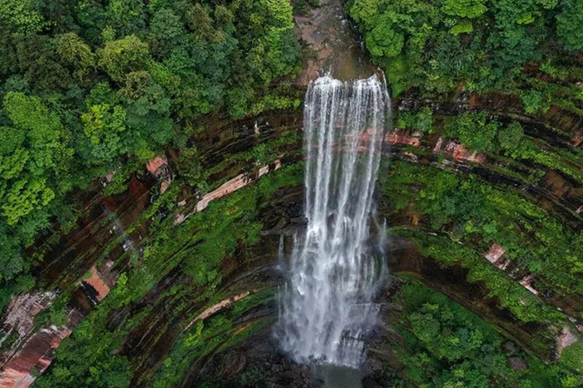叙永：隐秘在一片绿意之中的四坪村，美到不动声色！(图7)