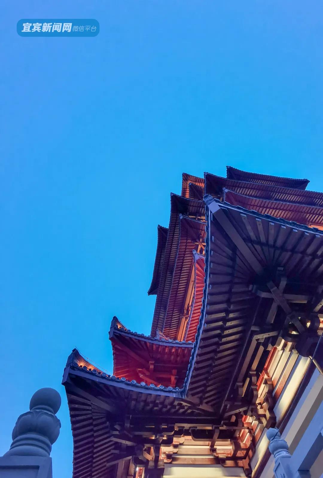 新地标！新网红！宜宾这两个地方火了！一到晚上全是人(图12)