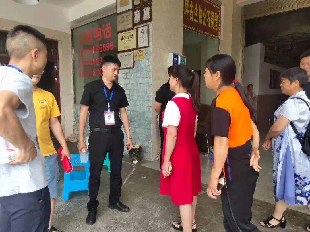 儿子收到了录取通知书,他收到这样一条提醒短信(图7) 儿子收到了录取通知书,他收到这样一条提醒短信(图7)