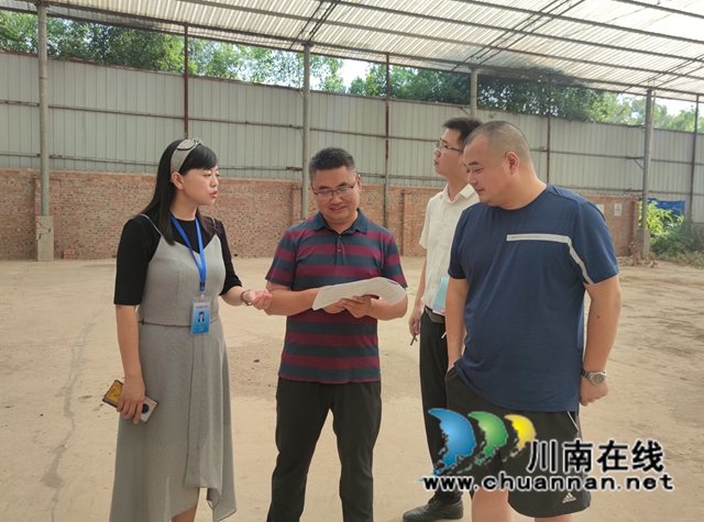 泸县海潮镇:环境保护监管,我们在行动!(图3) 泸县海潮镇:环境保护监管,我们在行动!(图3)