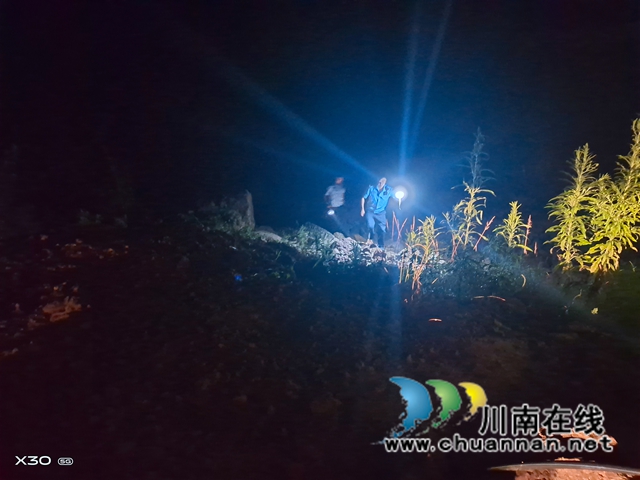 合江石龙镇：七旬老人进山锻炼身体迷路，众人彻夜搜寻16小时最终找到(图2)