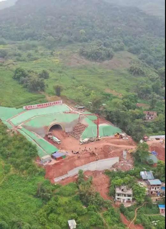 四川这4个城市将拥有3条时速350公里高铁！(图4)