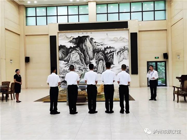 泸州首届殡仪服务员、公墓管理员培训落下帷幕(图2) 泸州首届殡仪服务员、公墓管理员培训落下帷幕(图2)
