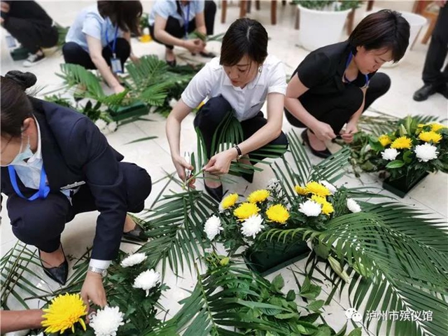 泸州首届殡仪服务员、公墓管理员培训落下帷幕(图8) 泸州首届殡仪服务员、公墓管理员培训落下帷幕(图8)