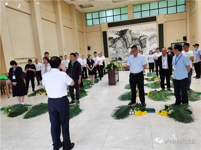 泸州首届殡仪服务员、公墓管理员培训落下帷幕(图7) 泸州首届殡仪服务员、公墓管理员培训落下帷幕(图7)