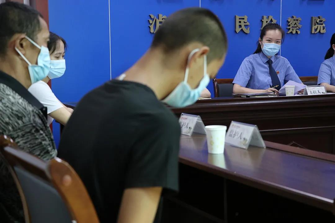 泸县人民检察院发出全市首份《督促监护令》(图12)