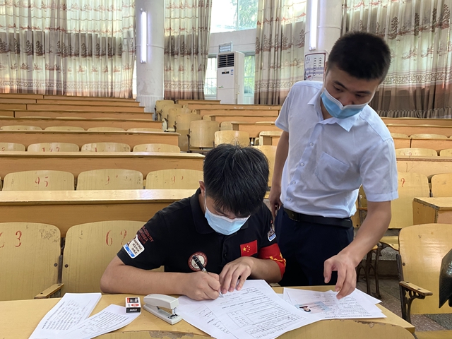 泸县云龙镇：疫情防控不放松，志愿服务展风采