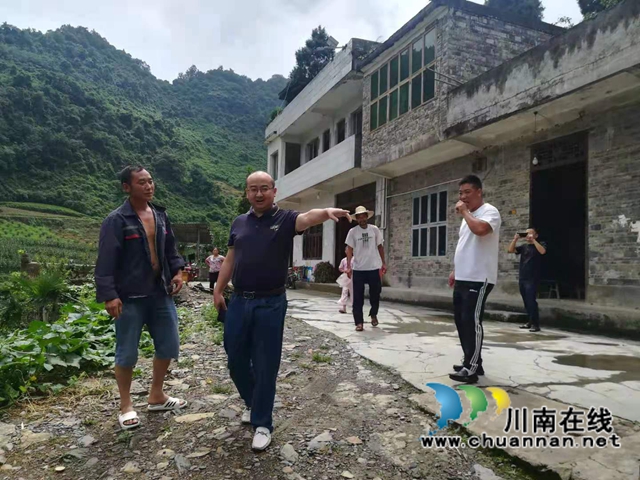 闻“汛”而动,古蔺县委统战部扎实开展防汛减灾工作(图3) 闻“汛”而动,古蔺县委统战部扎实开展防汛减灾工作(图3)