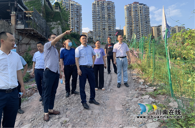 徐兵带队检查龙马潭区防汛减灾和地质灾害防治工作
