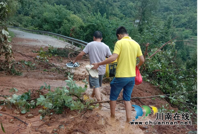 古蔺自然资源人黄敏：冲在抗洪救灾最前线