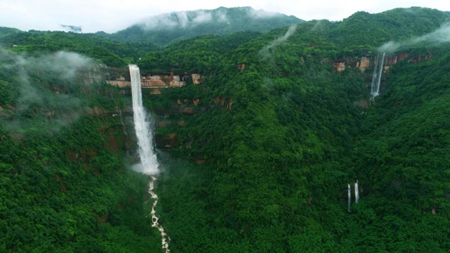 泸州​美景“霸版”《中国摄影报》！20张照片动人心魄(图13)